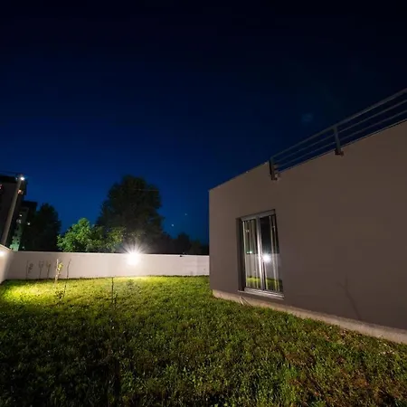 Apartment Aruora *